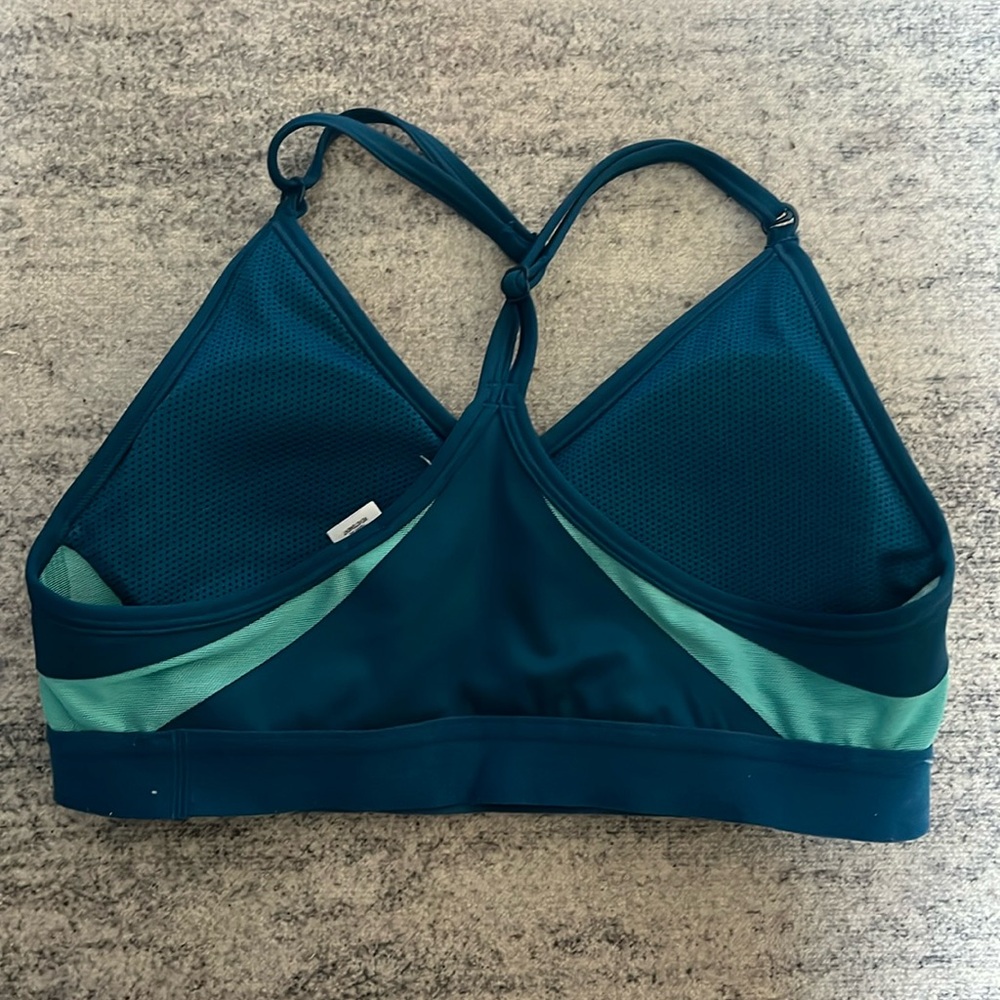 blue and green size small nike Women's Light-Support Padded V-Neck Sports Bra - Picture 2 of 2